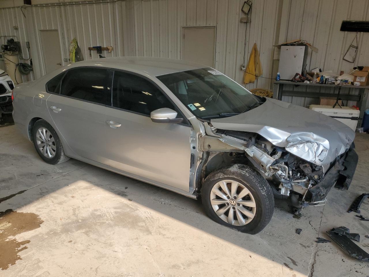 2015 Volkswagen Passat S - Фото 4