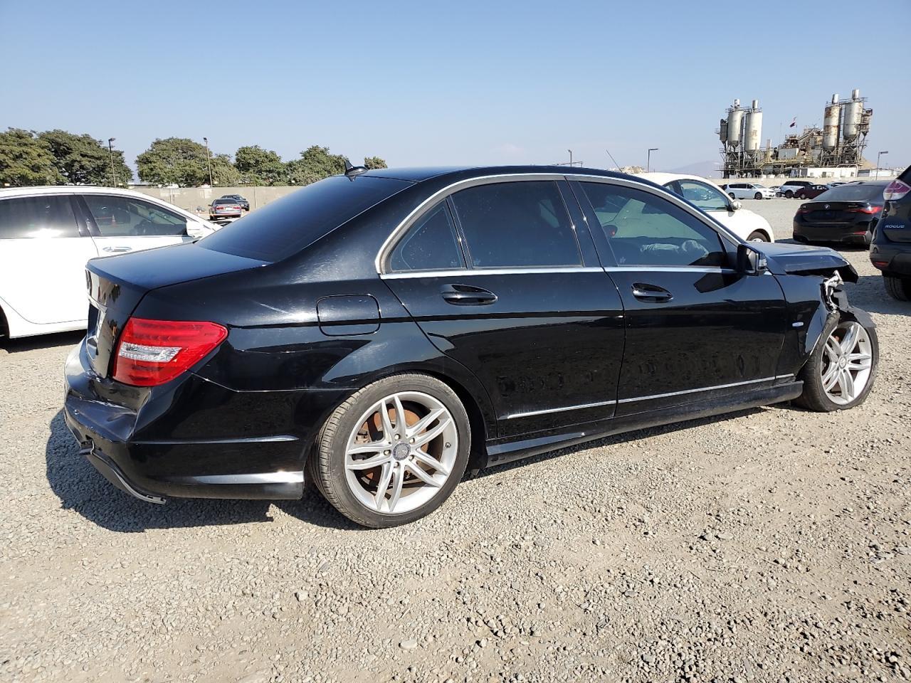 2012 Mercedes-Benz C 250 - Фото 3
