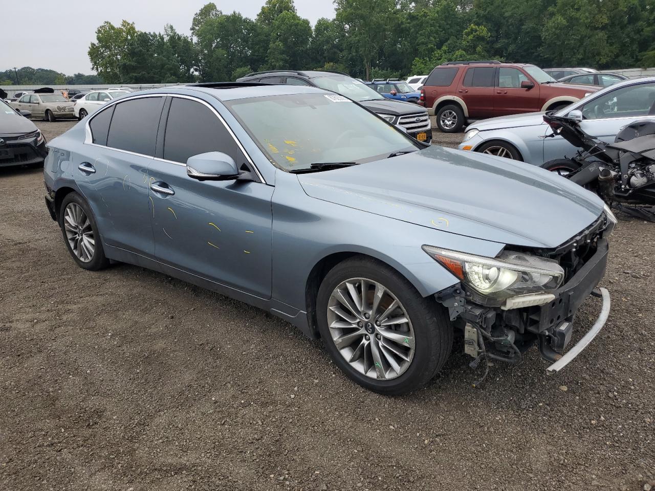 2018 Infiniti Q50 Luxe - Image 4