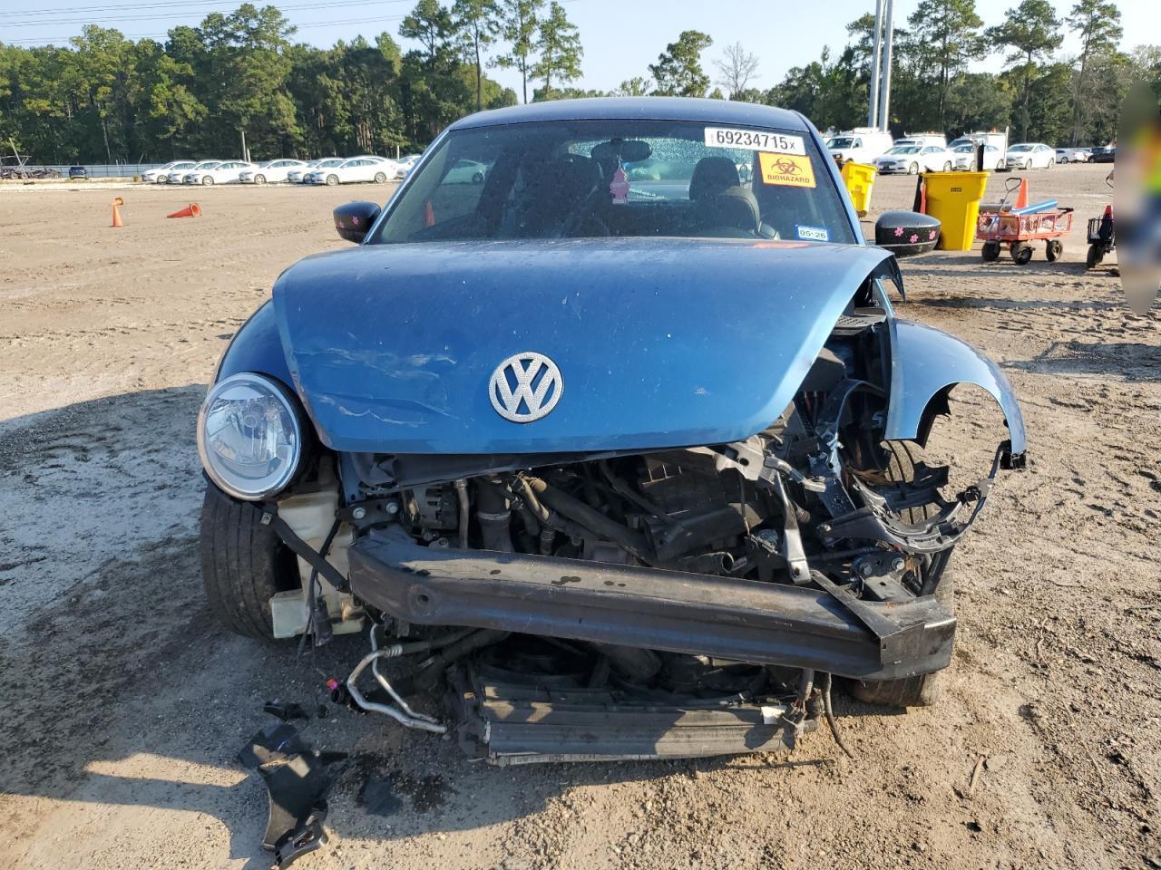 2017 Volkswagen Beetle 1.8T - Image 5