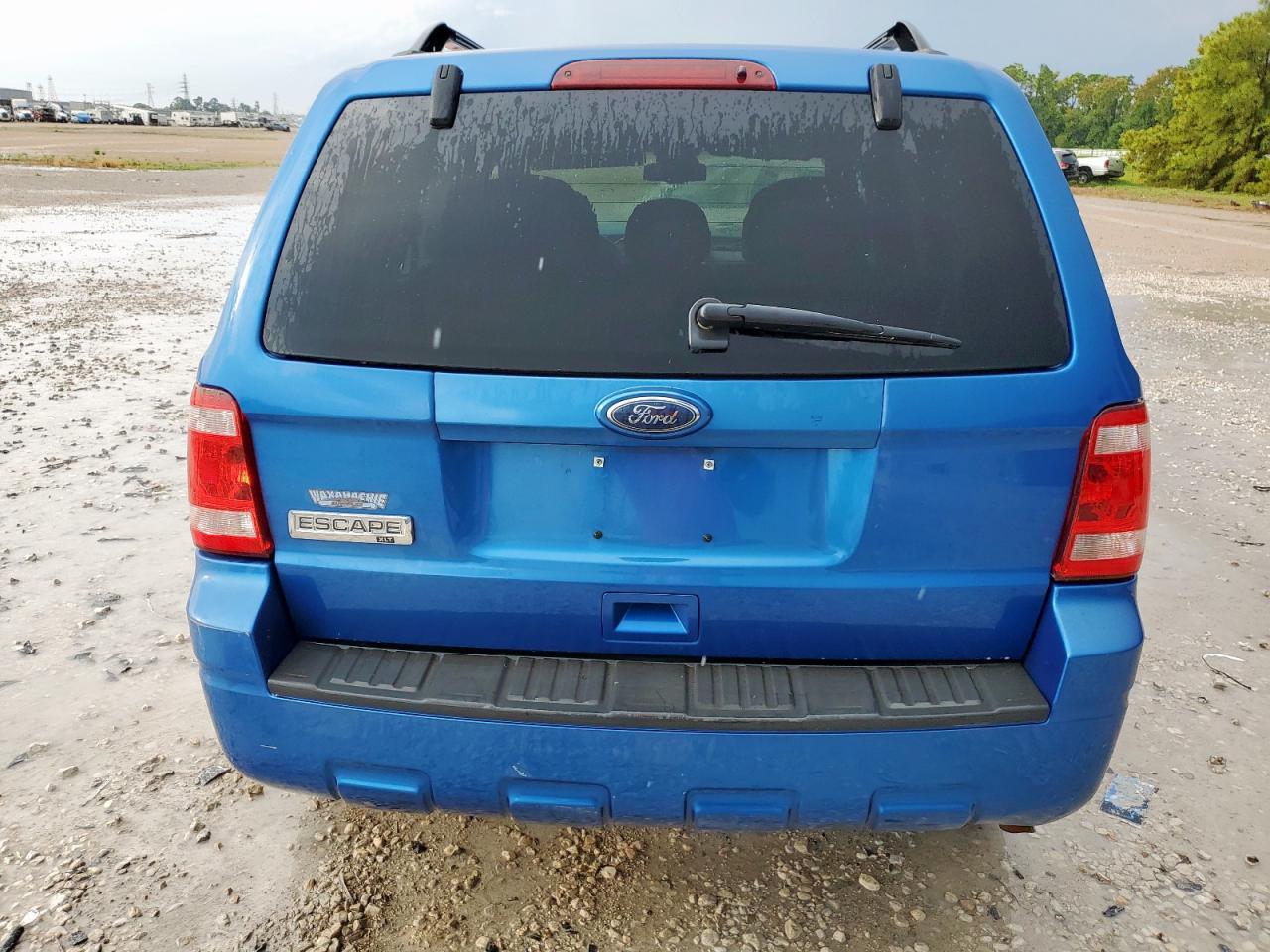 2011 Ford Escape Xlt - Image 6