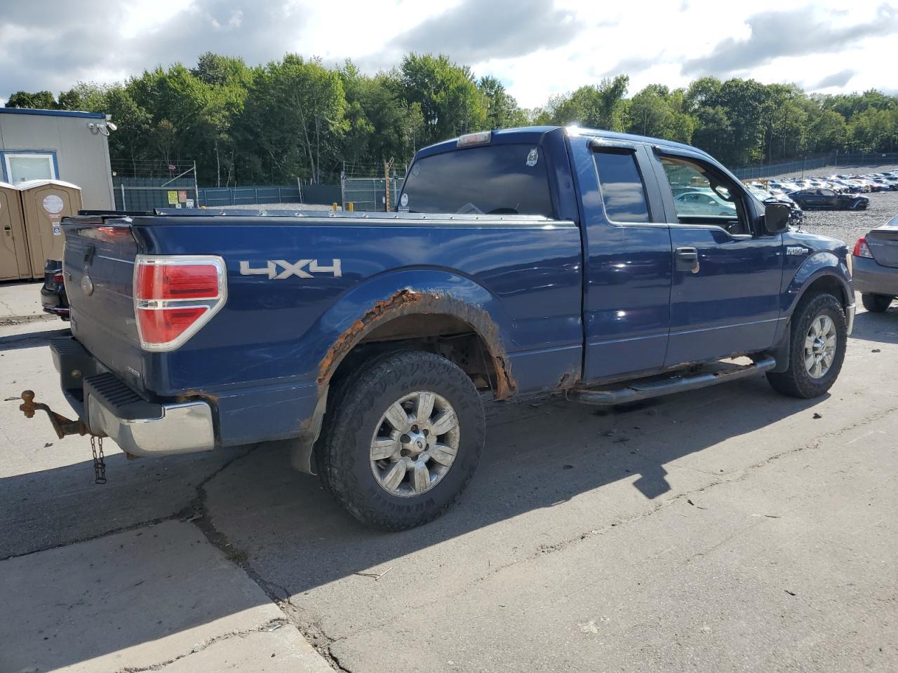 2011 Ford F150 Super Cab - Фото 3