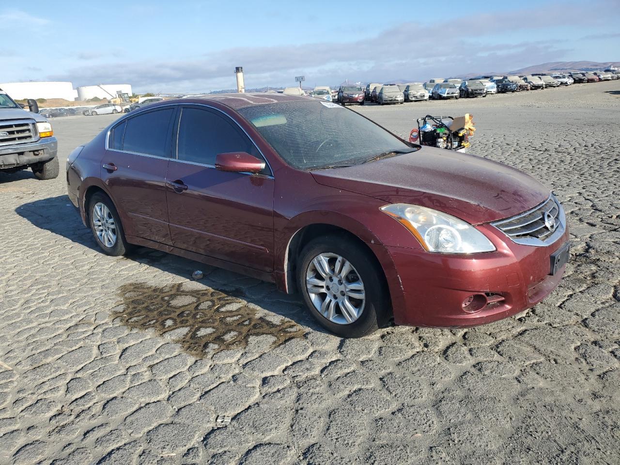 2010 Nissan Altima Base - Фото 4
