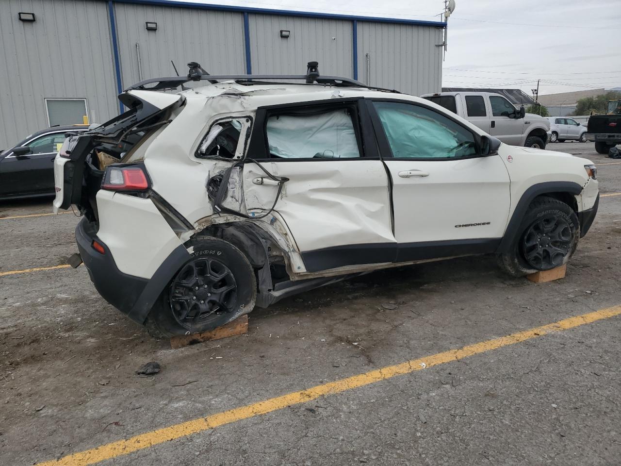 2019 Jeep Cherokee Trailhawk - Фото 3