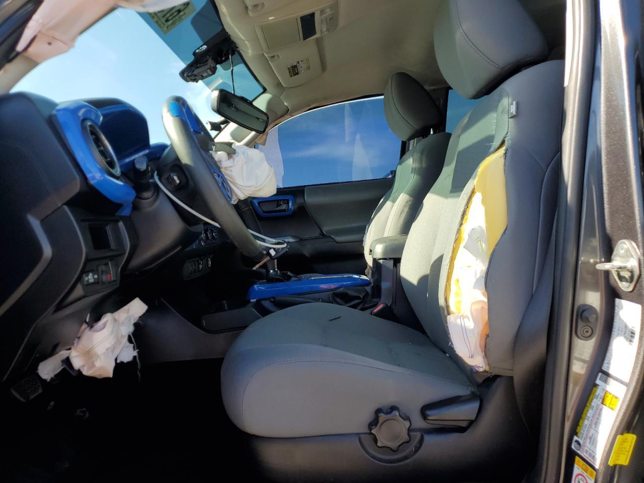 2019 Toyota Tacoma Double Cab - Image 7