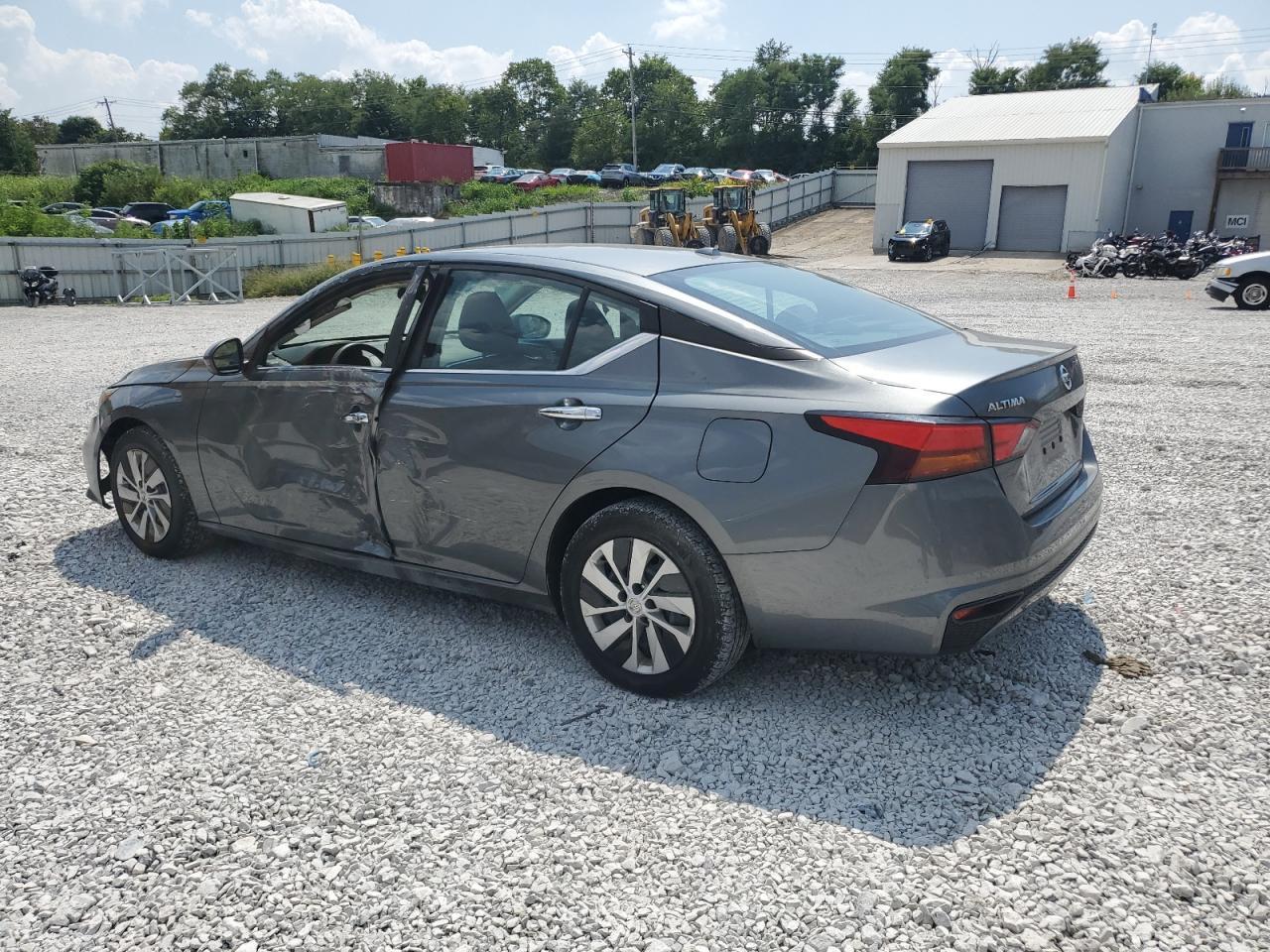 2020 Nissan Altima S - Image 2