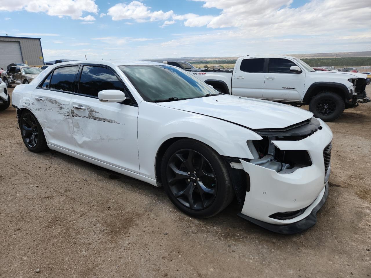 2021 Chrysler 300 S - Фото 4