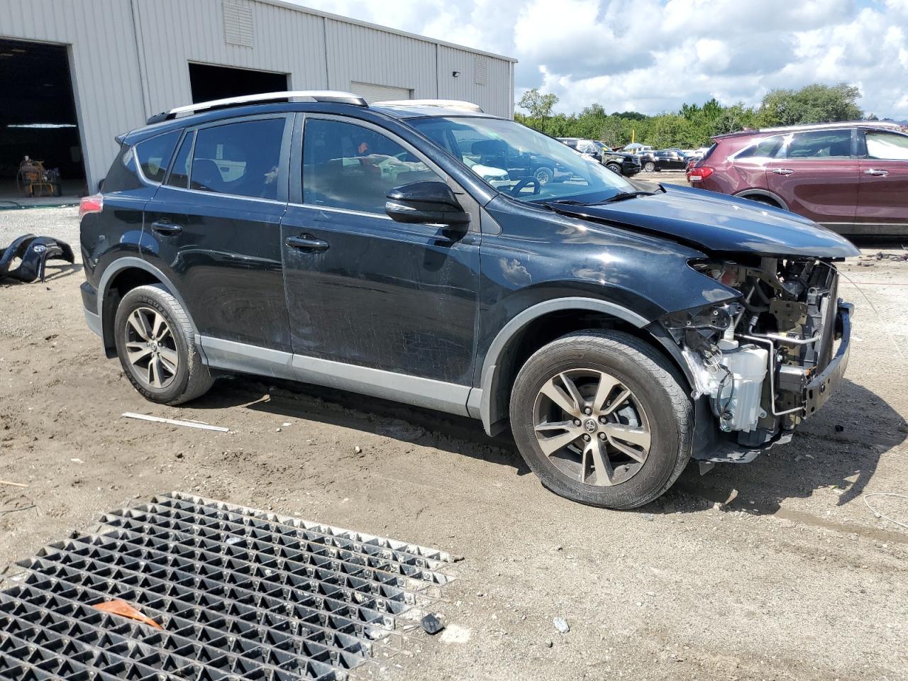 2016 Toyota Rav4 Xle - Фото 4