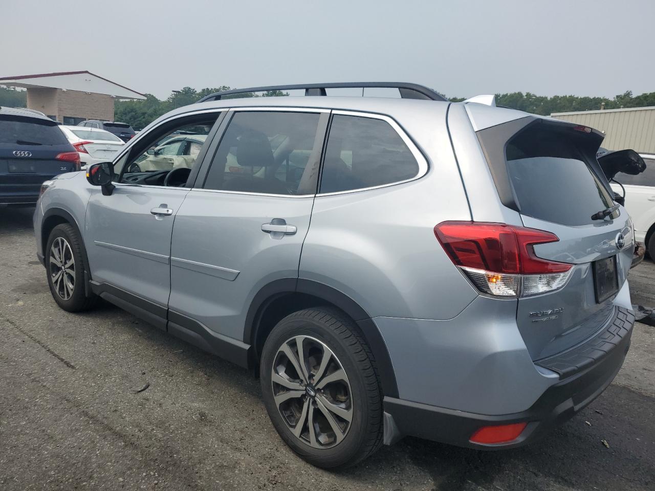 2020 Subaru Forester Limited - Фото 2