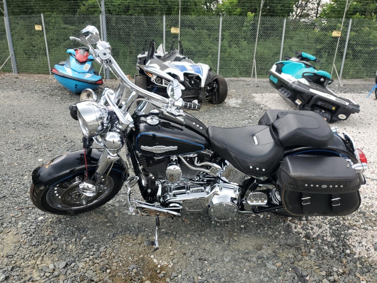 2010 Harley-Davidson Flstf Shrine - Фото 3