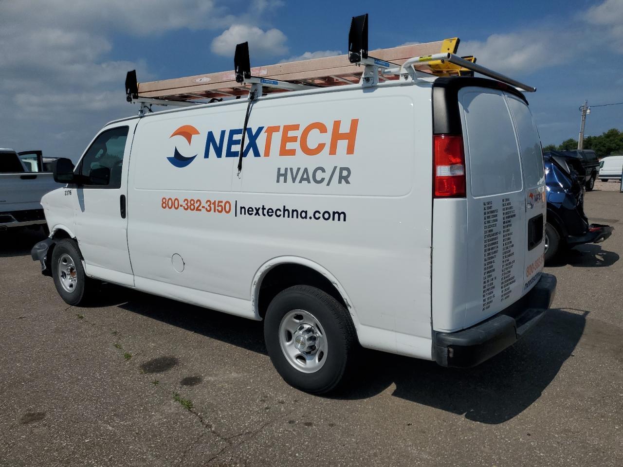 2023 Chevrolet Express G2500 - Фото 2