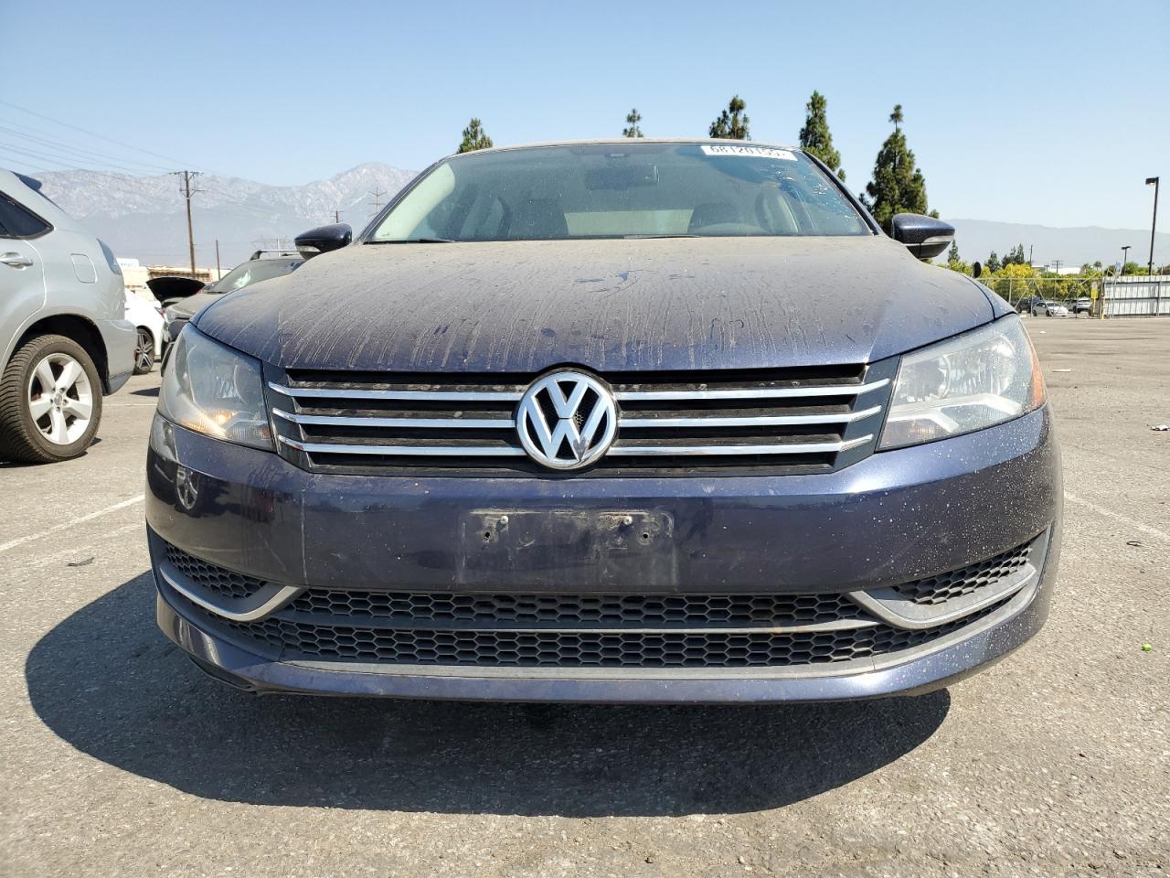 2012 Volkswagen Passat Se - Image 5