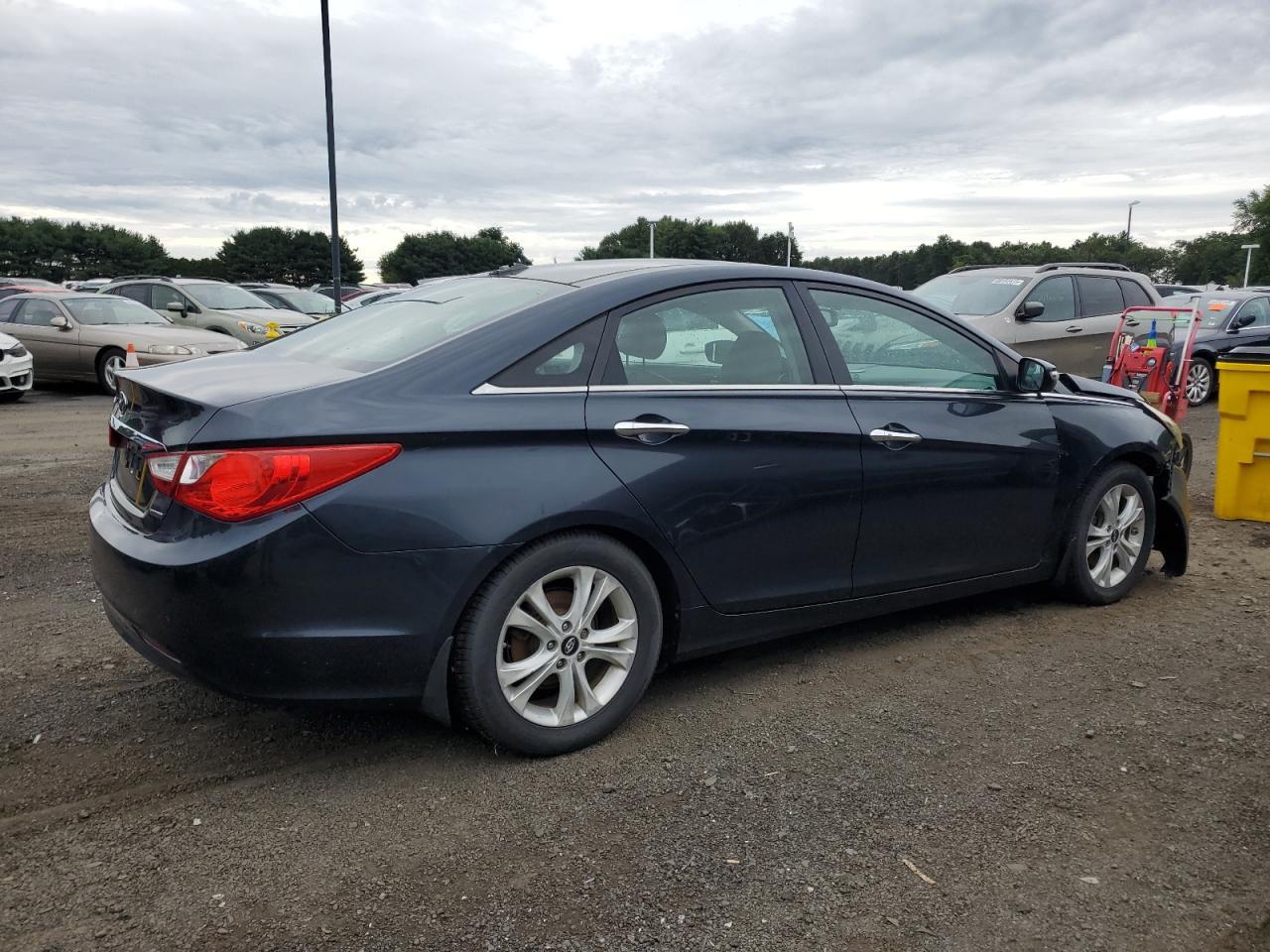 2013 Hyundai Sonata Se - Фото 3