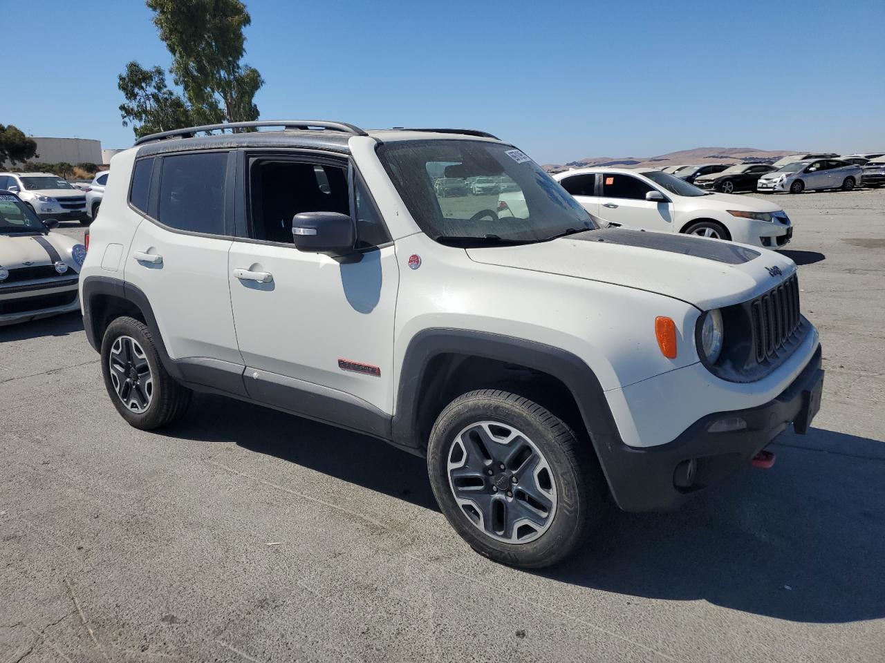 2017 Jeep Renegade Trailhawk - Фото 4