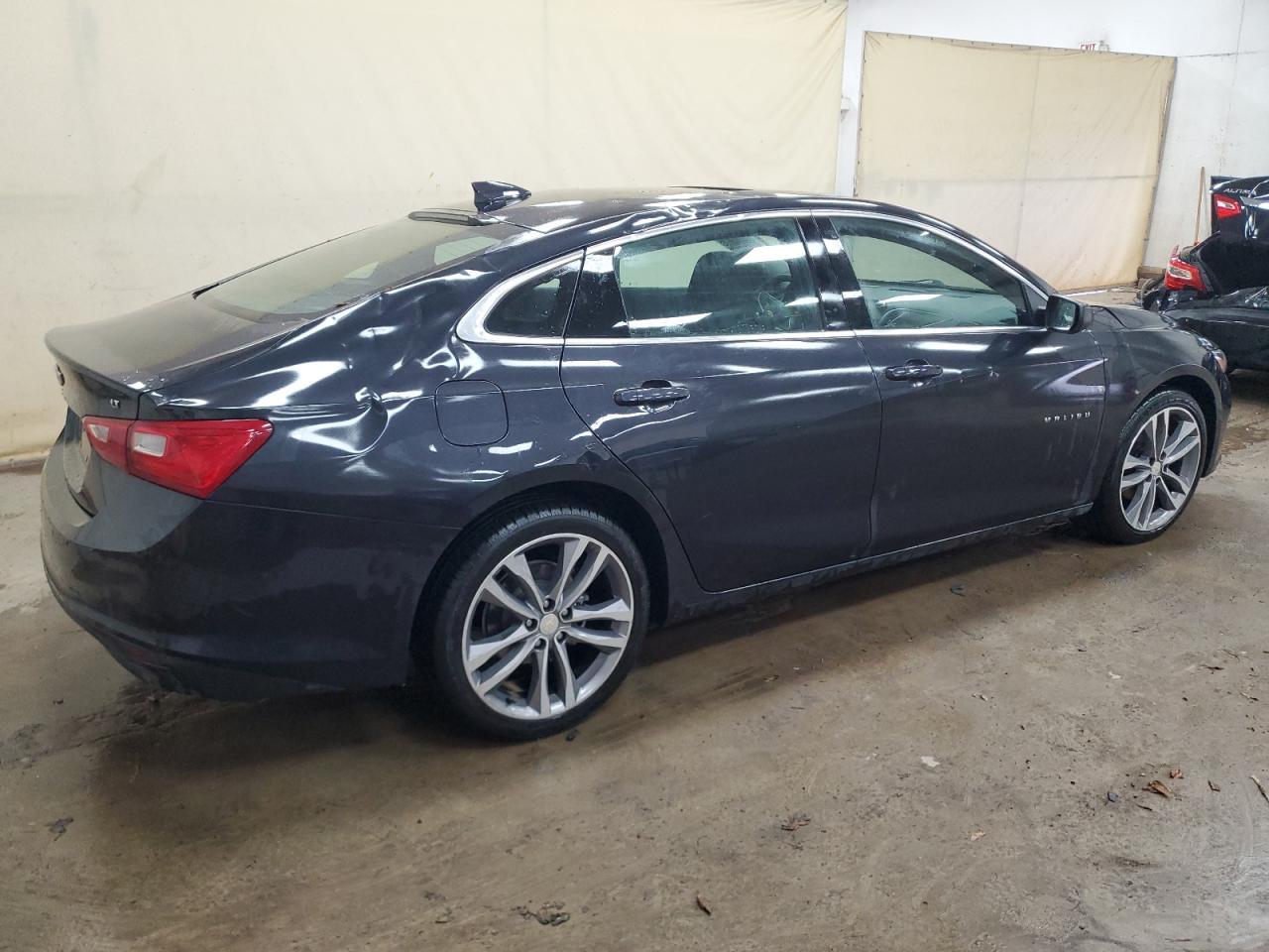 2023 Chevrolet Malibu Lt - Image 3