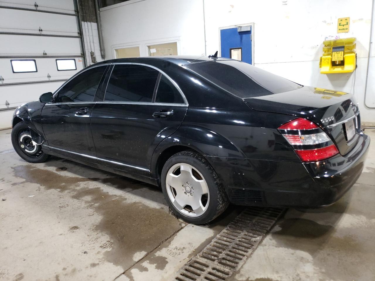 2008 Mercedes-Benz S 550 4Matic - Image 2