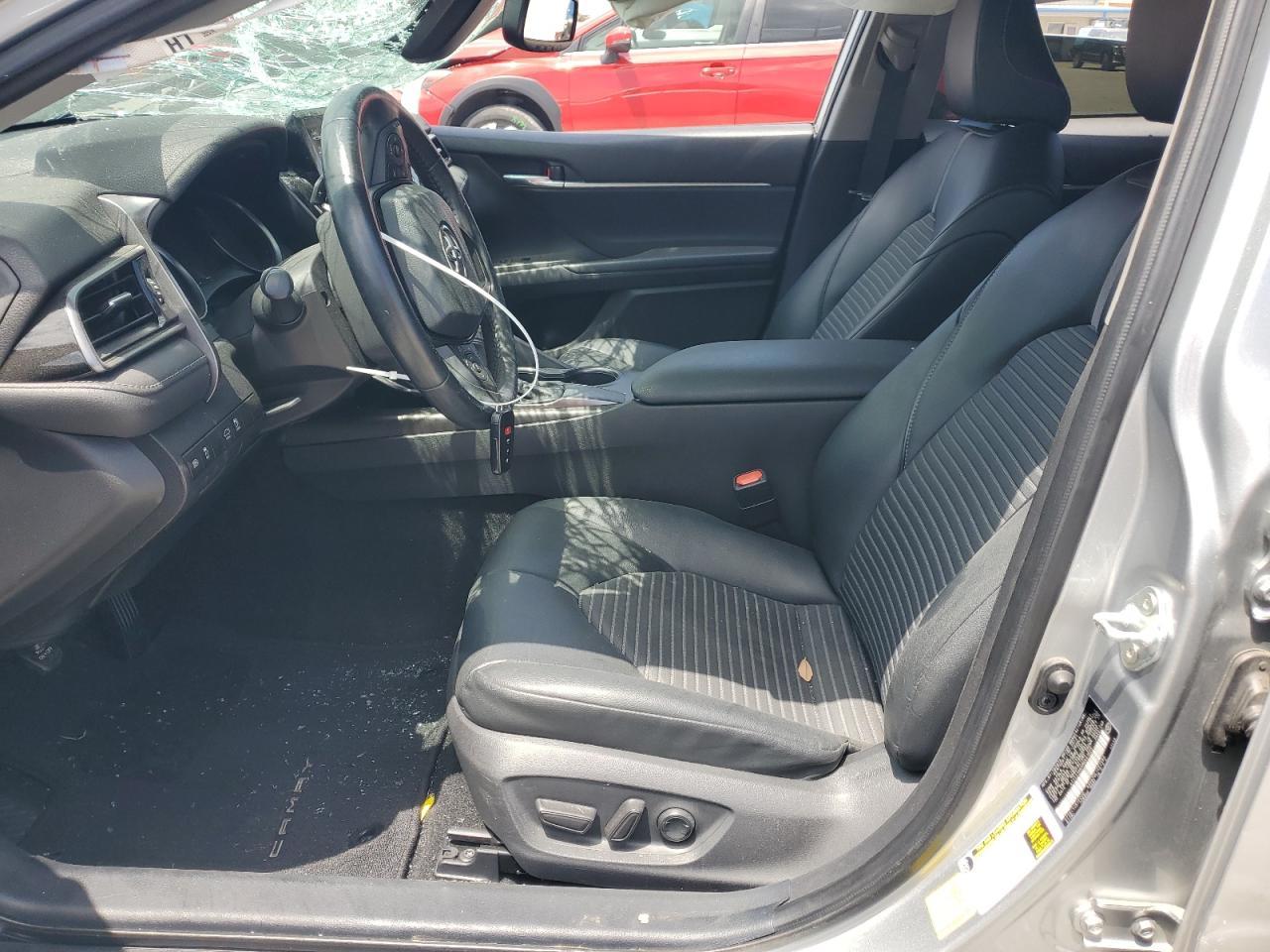 2021 Toyota Camry Se - Image 7