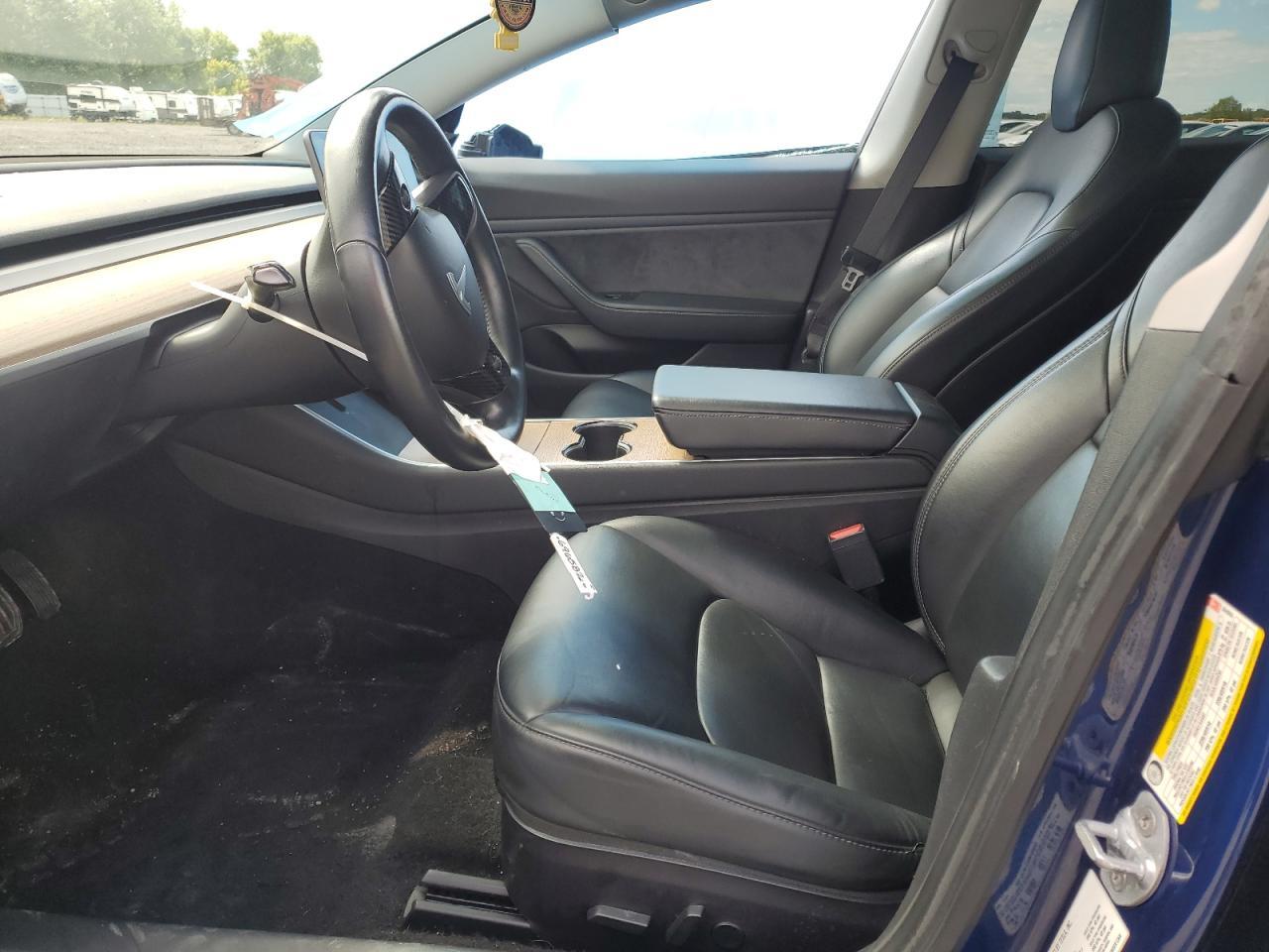 2019 Tesla Model 3 - Image 7