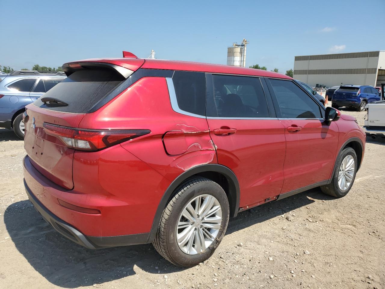 2023 Mitsubishi Outlander Es - Фото 3