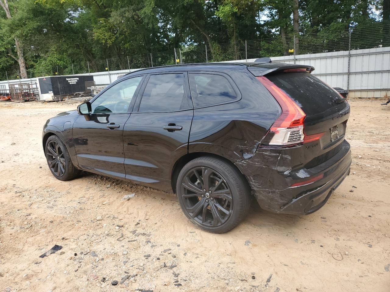2024 Volvo Xc60 Ultimate - Image 2