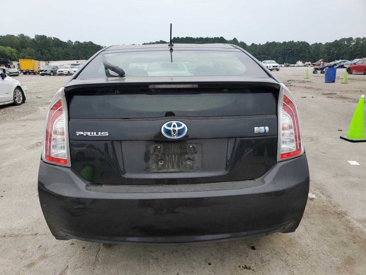 2012 Toyota Prius - Image 6