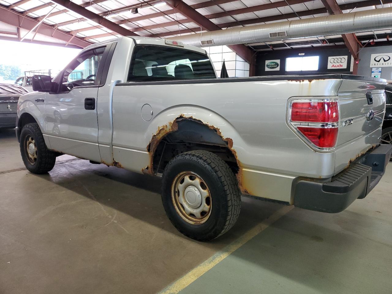 2012 Ford F150 - Image 2