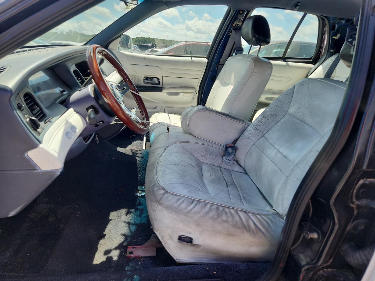 2001 Ford Crown Victoria Police Interceptor - Фото 7