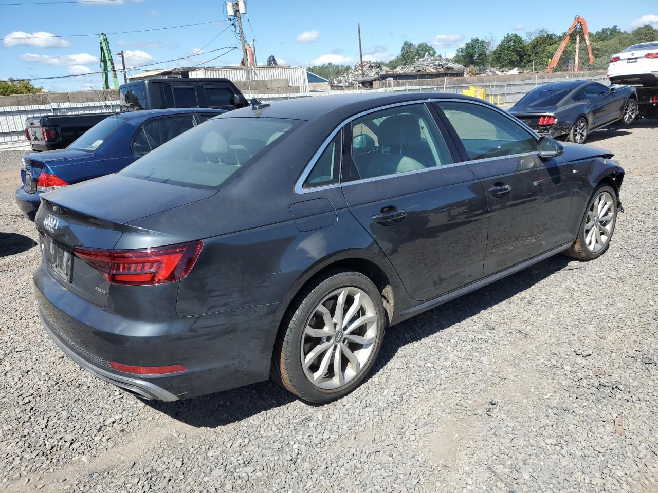 2019 Audi A4 Premium Plus - Фото 3