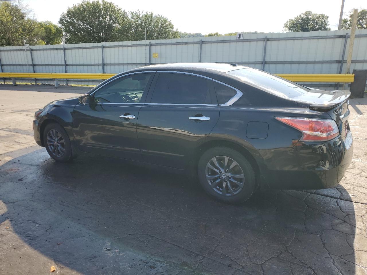 2015 Nissan Altima 2.5 - Фото 2