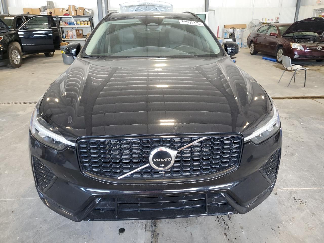 2023 Volvo Xc60 Ultimate - Image 5