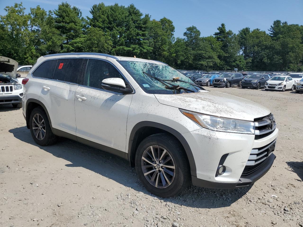 2019 Toyota Highlander Se - Фото 4