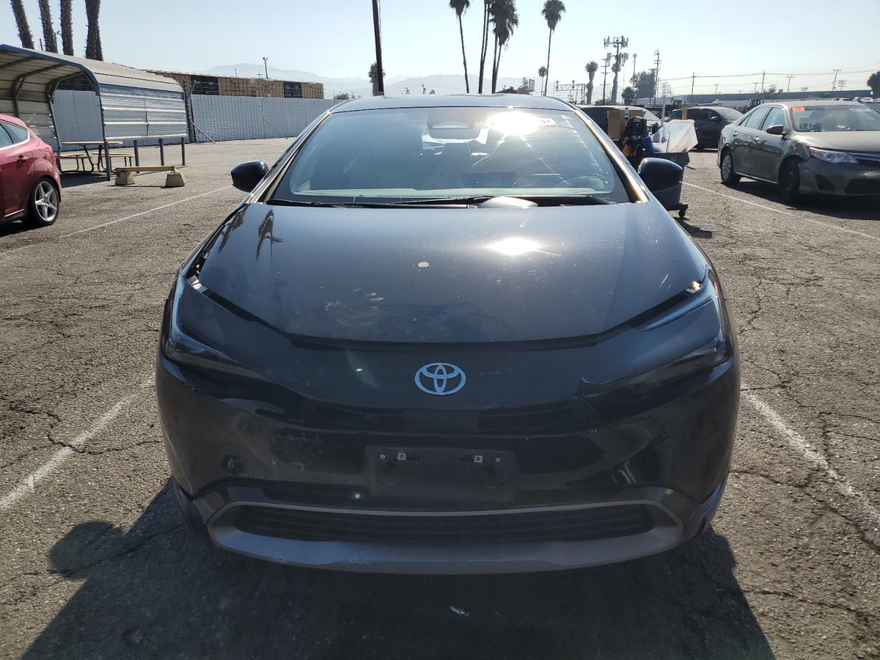 2024 Toyota Prius Le - Фото 5