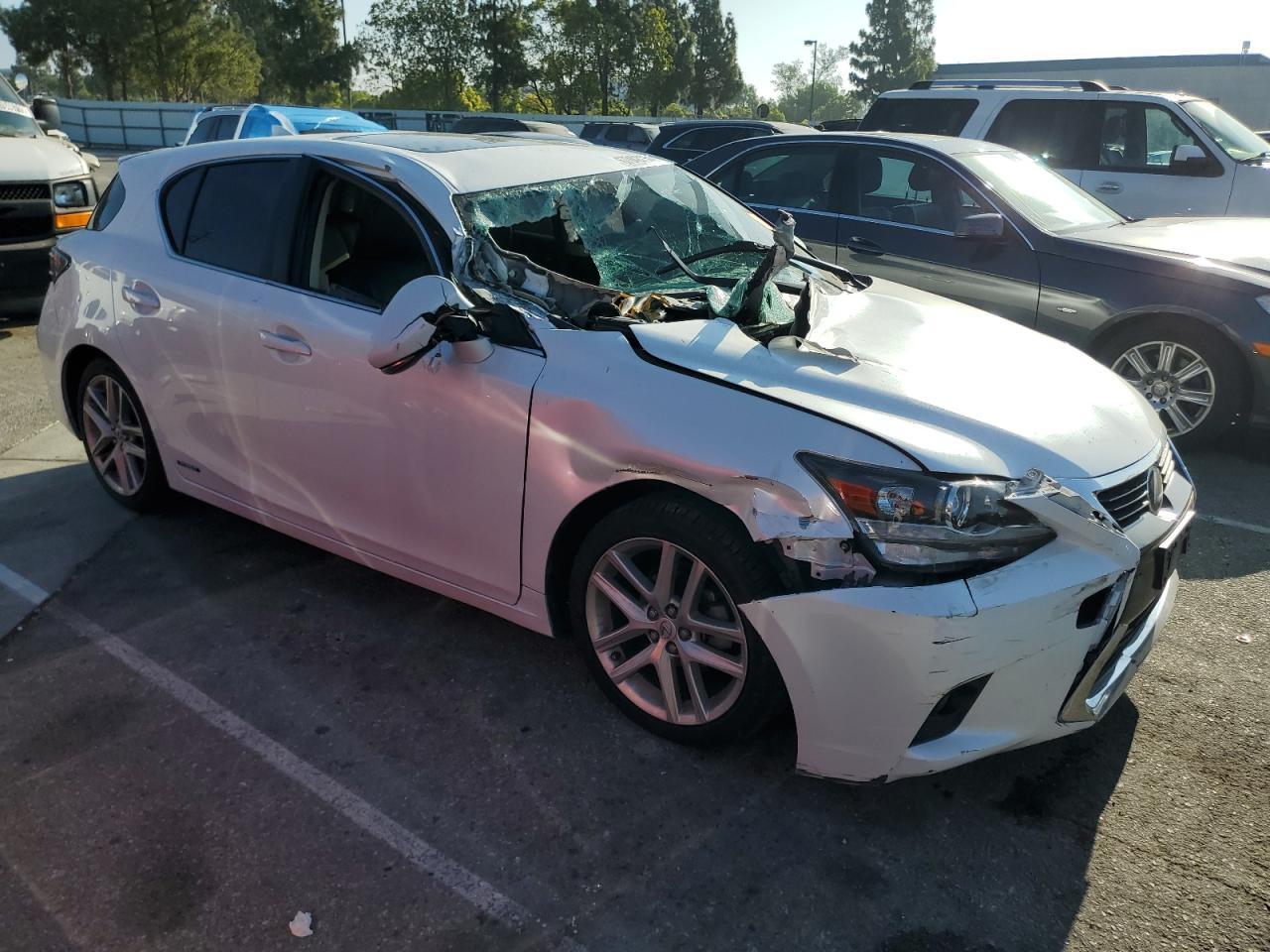 2017 Lexus Ct 200 - Image 4