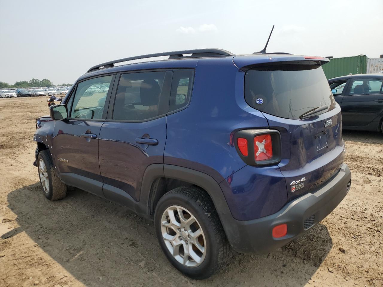 2016 Jeep Renegade Latitude - Image 2