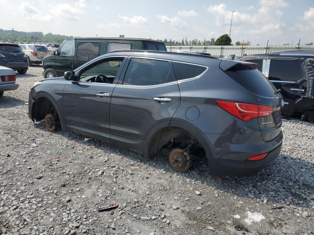 2015 Hyundai Santa Fe - Фото 2