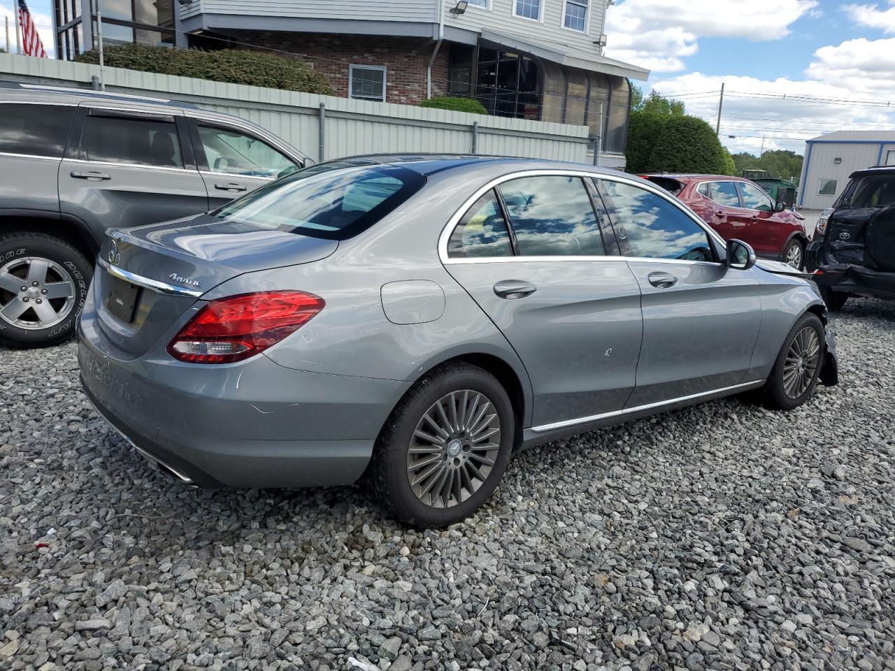 2015 Mercedes-Benz C 300 4Matic - Фото 3