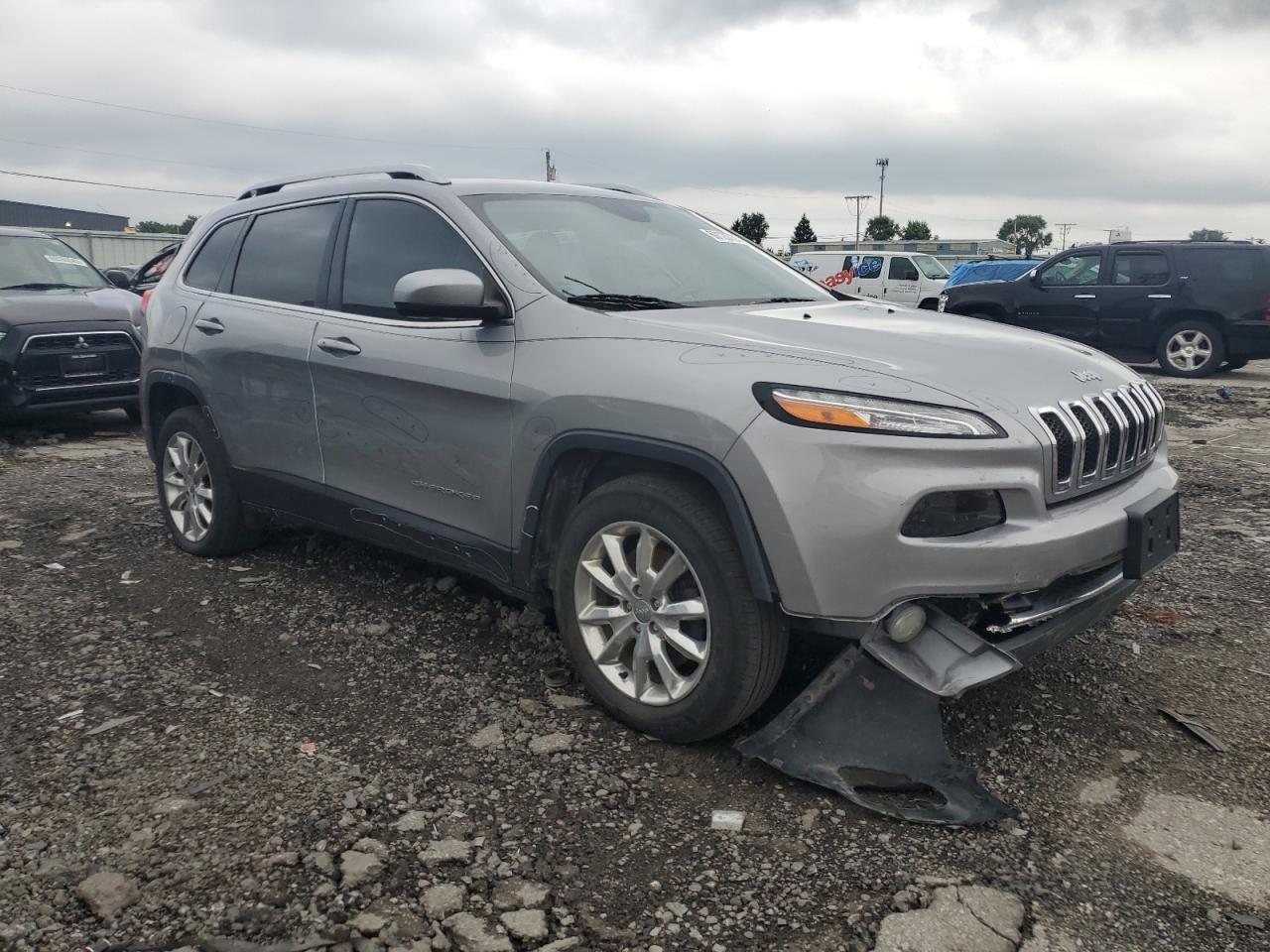 2016 Jeep Cherokee Limited - Image 4