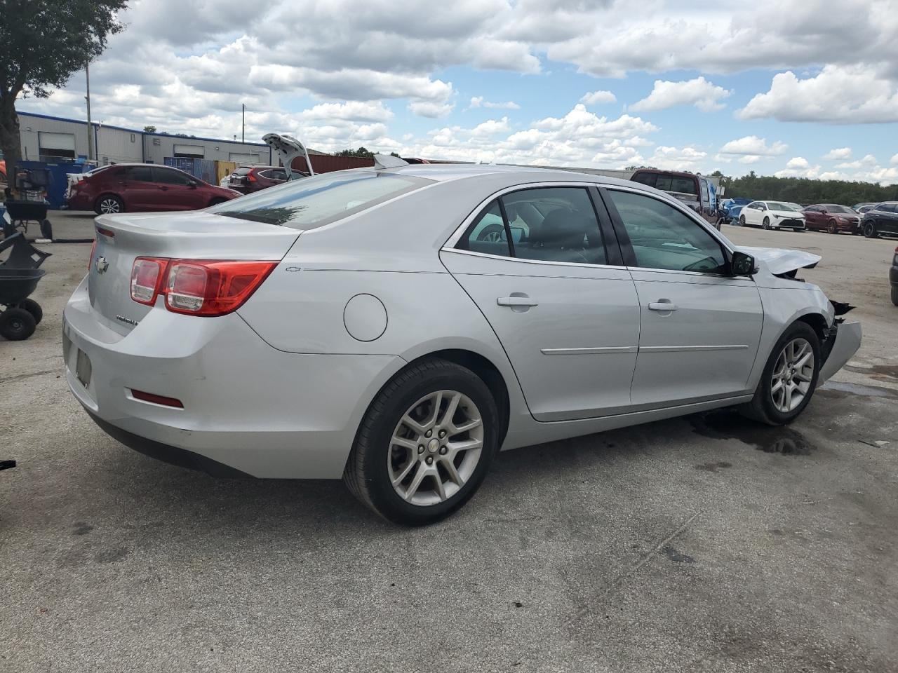 2015 Chevrolet Malibu 1Lt - Image 3