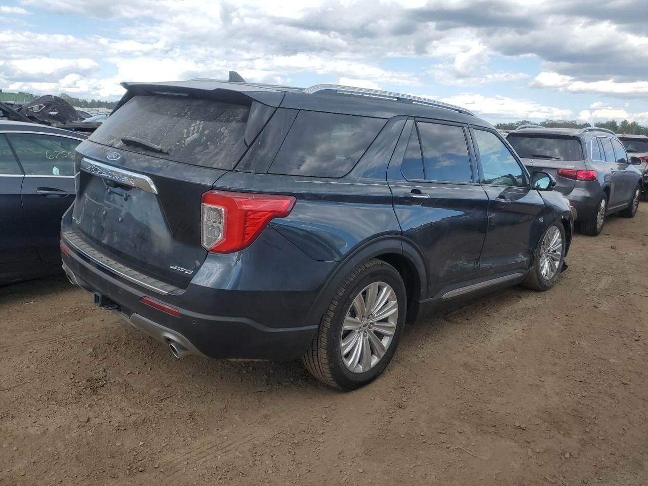 2024 Ford Explorer Limited - Image 3