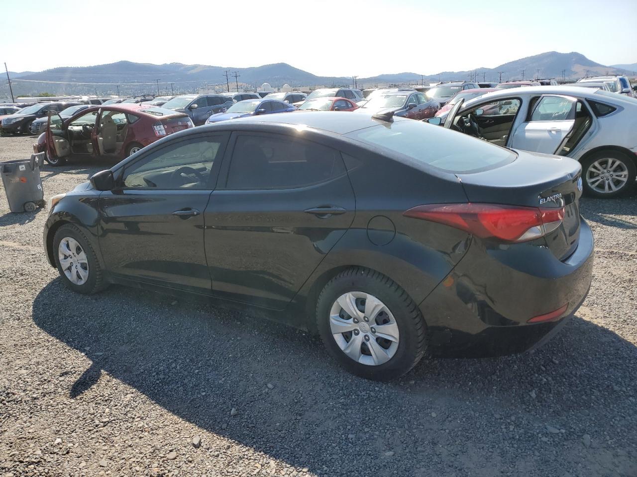 2016 Hyundai Elantra Se - Фото 2