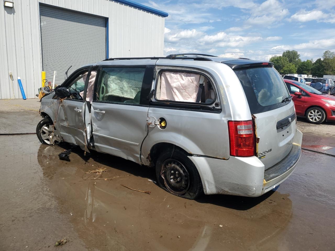 2010 Dodge Grand Caravan Se - Фото 3