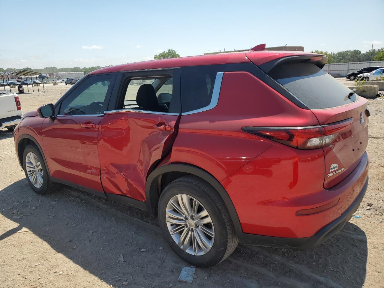2023 Mitsubishi Outlander Es - Фото 2