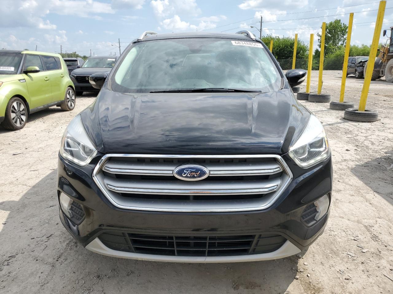 2017 Ford Escape Titanium - Image 5