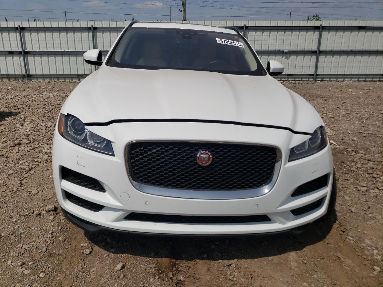 2018 Jaguar F-Pace Premium - Image 5