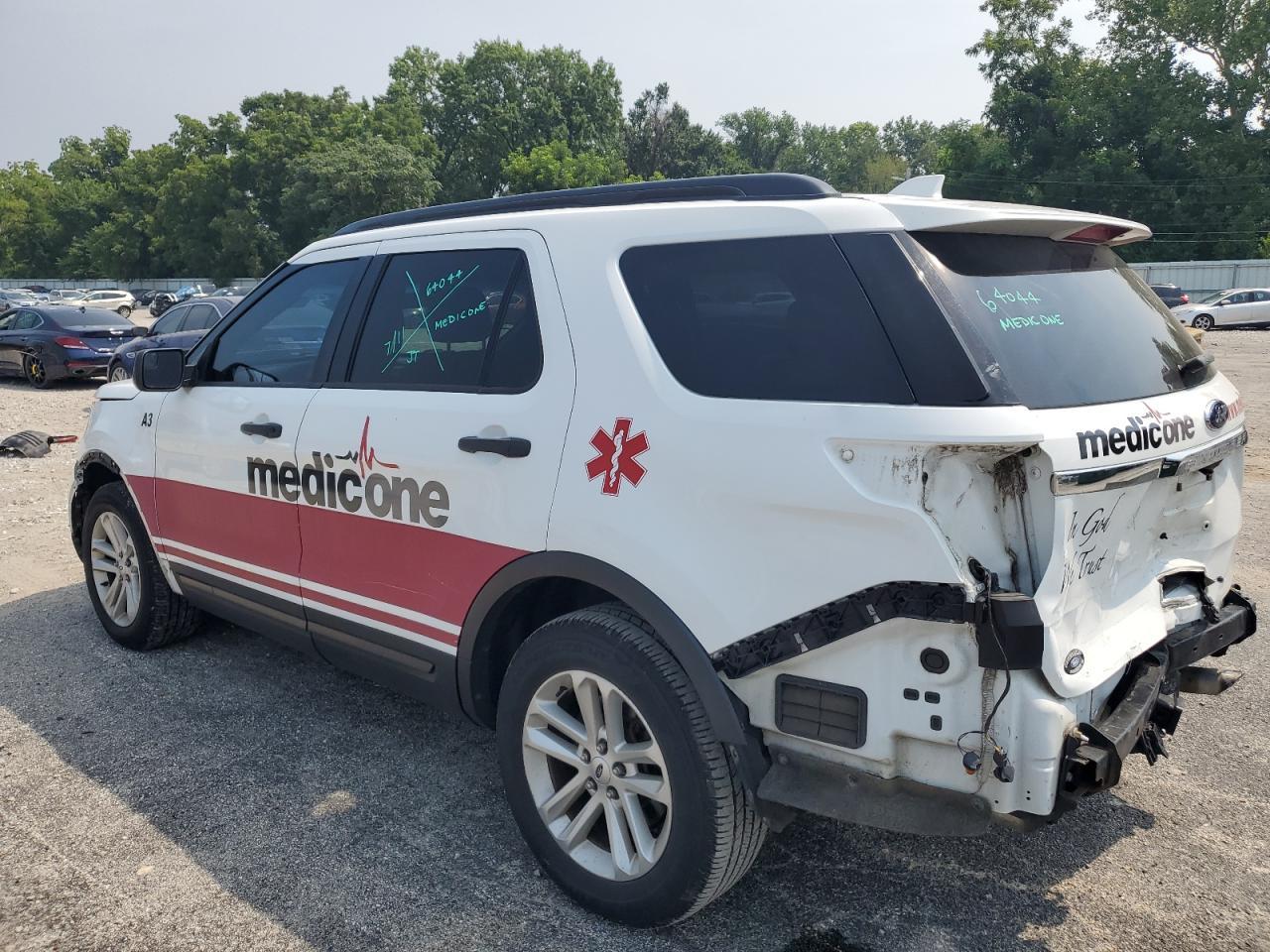 2016 Ford Explorer - Image 2