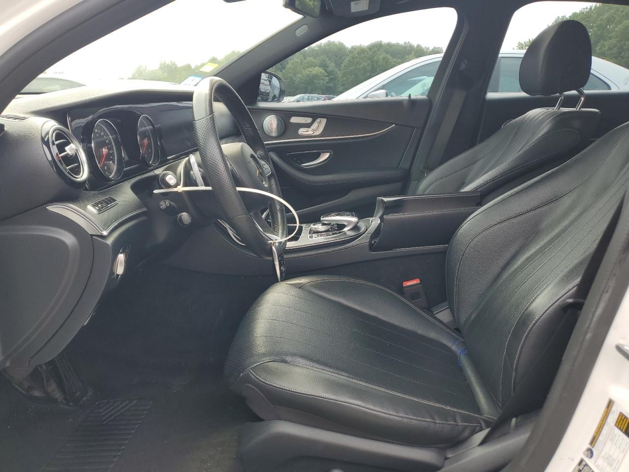 2018 Mercedes-Benz E 300 4Matic - Image 7
