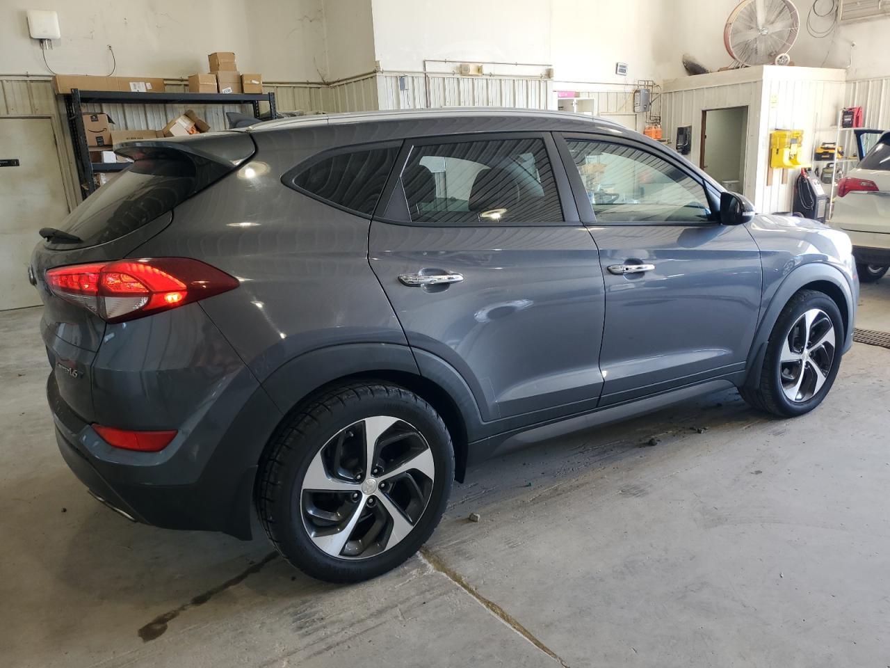 2016 Hyundai Tucson Limited - Image 3