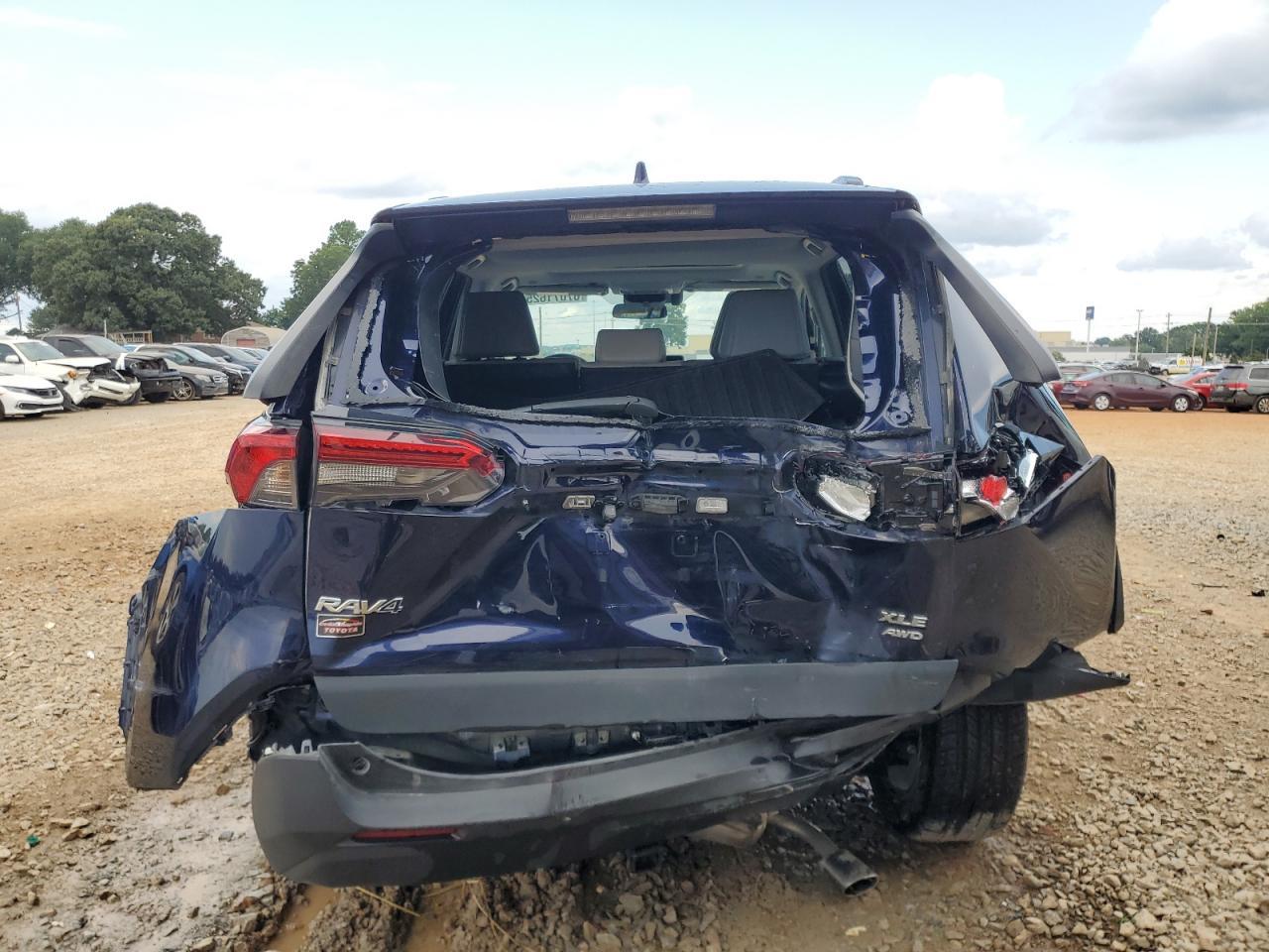 2023 Toyota Rav4 Xle Premium - Фото 6