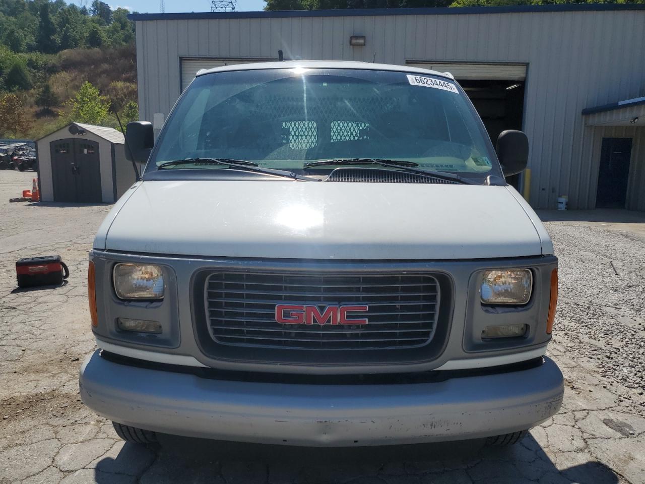 2001 GMC Savana G2500 - Image 5
