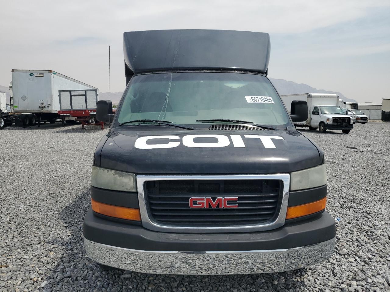 2006 GMC Savana Cutaway G3500 - Фото 5